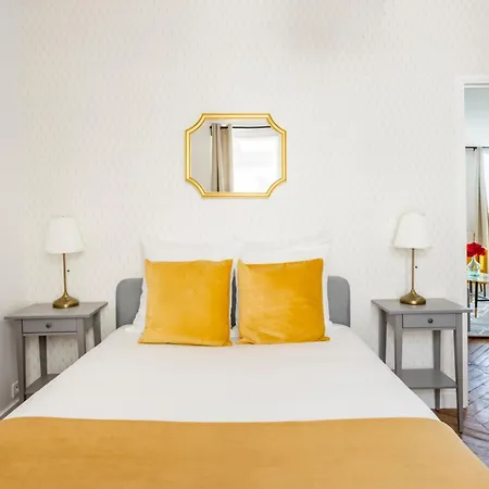 Merveil Cozy - Tilsitt - Eiffel Tower View Apartment